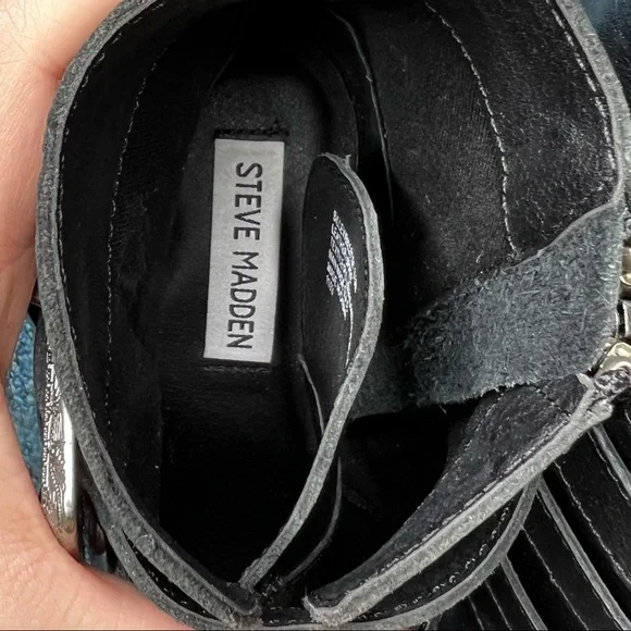 Steve Madden Billey Leather Ankle Booties in Black - Picture 7 of 9